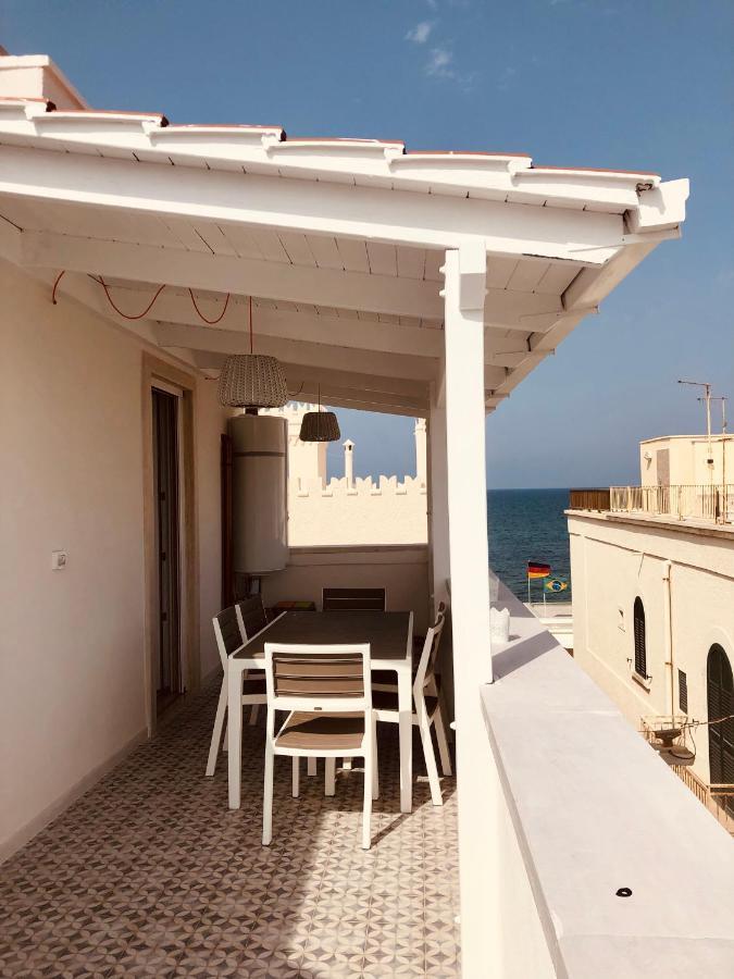 Sotto Il Faro Leilighet Torre Canne Eksteriør bilde